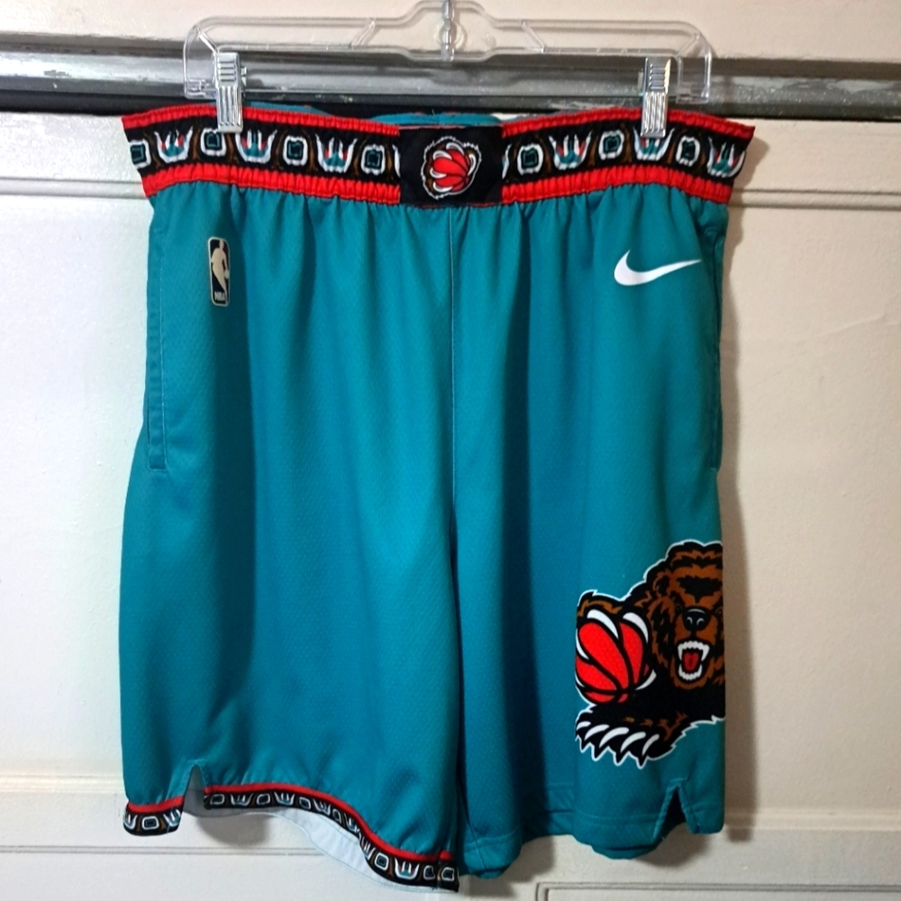 New Nike Vancouver Grizzlies Shorts Men's Size XL Jersey Mitchell & Ness Memphis